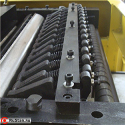 В зоне реза предусмотрены устройство антиотбрасывания и стружколомы. фото №8 В зоне реза предусмотрены устройство антиотбрасывания и стружколомы. фото №8