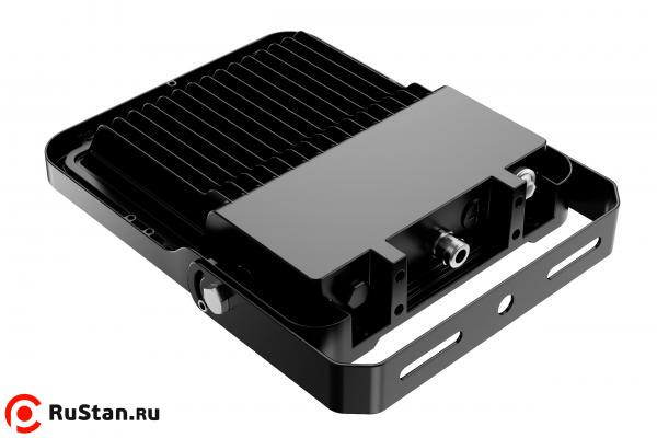 Вид сзади - Прожектор промышленный светодиодный LED FL-200W фото №4 LED FL-150W фото №4