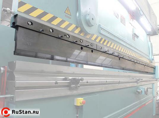 Гибочный инструмент ИА1432 – универсальный (матрица и пуансон) фото №8 Гибочный инструмент ИА1432 – универсальный (матрица и пуансон) фото №8