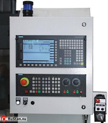 Идеально подходит для сложных задач обработки и демонстрирует высокий уровень динамики и точности, поддерживает интеллектуальные кинематические трансформации, эффективно работает с инструментом, разрядность 80 бит, графическое программирование и другие высокопроизводительные функции. фото №6 Opti F410 TC фото №6