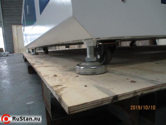Лазерный станок для резки и гравировки неметаллов Foton P1530 (300W Yongli) фото №4 Лазерный станок для резки и гравировки неметаллов Foton P1530W2 (90-100W, W2 RECI) фото №4